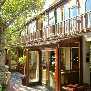 Ikhaya Lodge Cape Town
